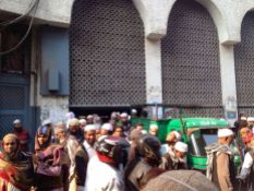 exploring the muslim quarter elhi Nizamuddin